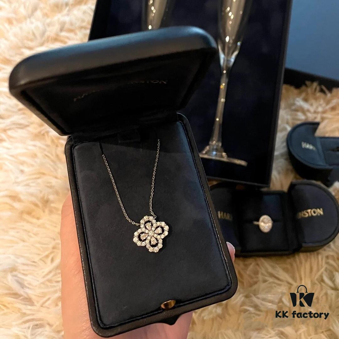 Hw Diamond Loop Diamond Necklace