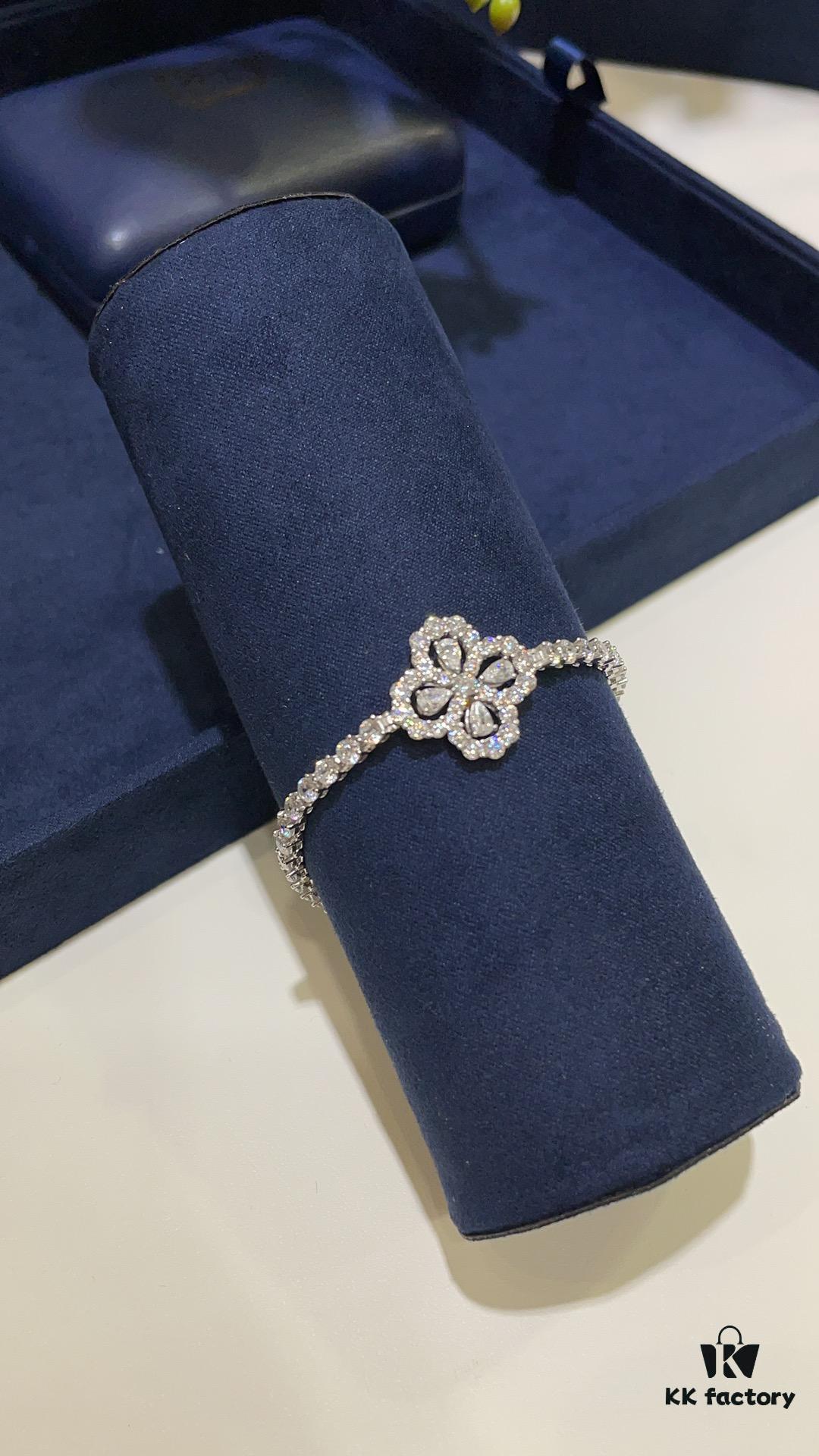 Harry Winston New Arrival Loop Luxury Clover Diamond Bracelet