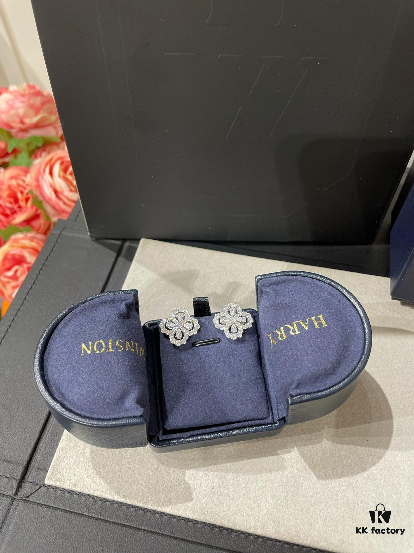 HW Diamond Clover Stud Earrings, ZP Development Version - 925 Sterling Silver with Thick Gold Plating