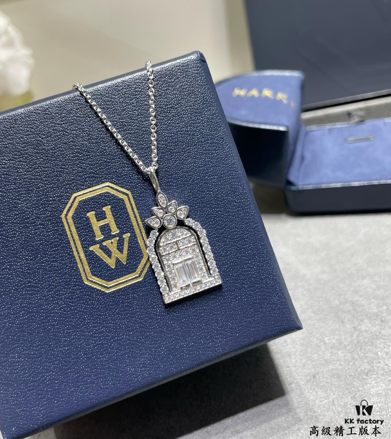 HW Harry Winston Birdcage Necklace (Chain Length 45cm + Pendant 3cm), Crafted with Premium Imported High-Carbon Diamonds, Exquisitely Cut and Set in 925 Sterling Silver, Luxurious and Elegant Design, Comfortable to Wear, Brilliant and Stylish