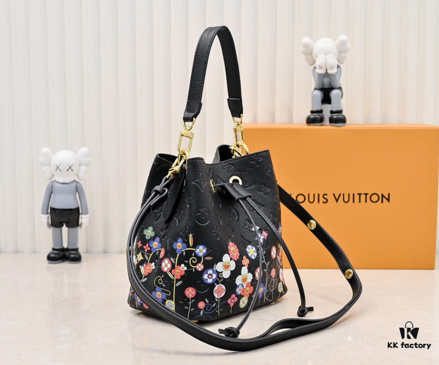 M13676 M44021 NeoNoe BB Bucket Bag from Louis Vuitton × Takashi Murakami Reimagined Collection