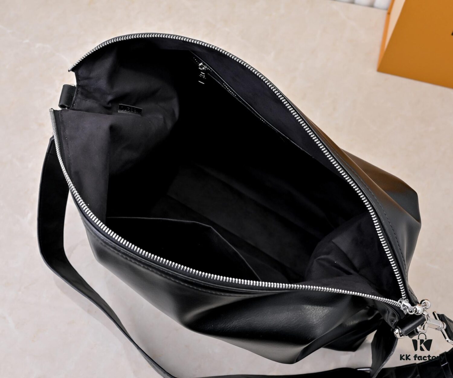 LV METIS Handbag M14018 M13986