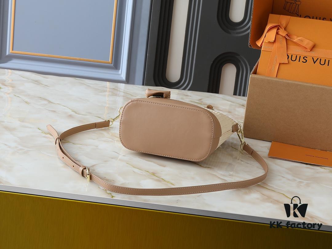 Upgraded Original M66588 Wallet On Chain Handbag from Louis Vuitton LV Bloom Collection