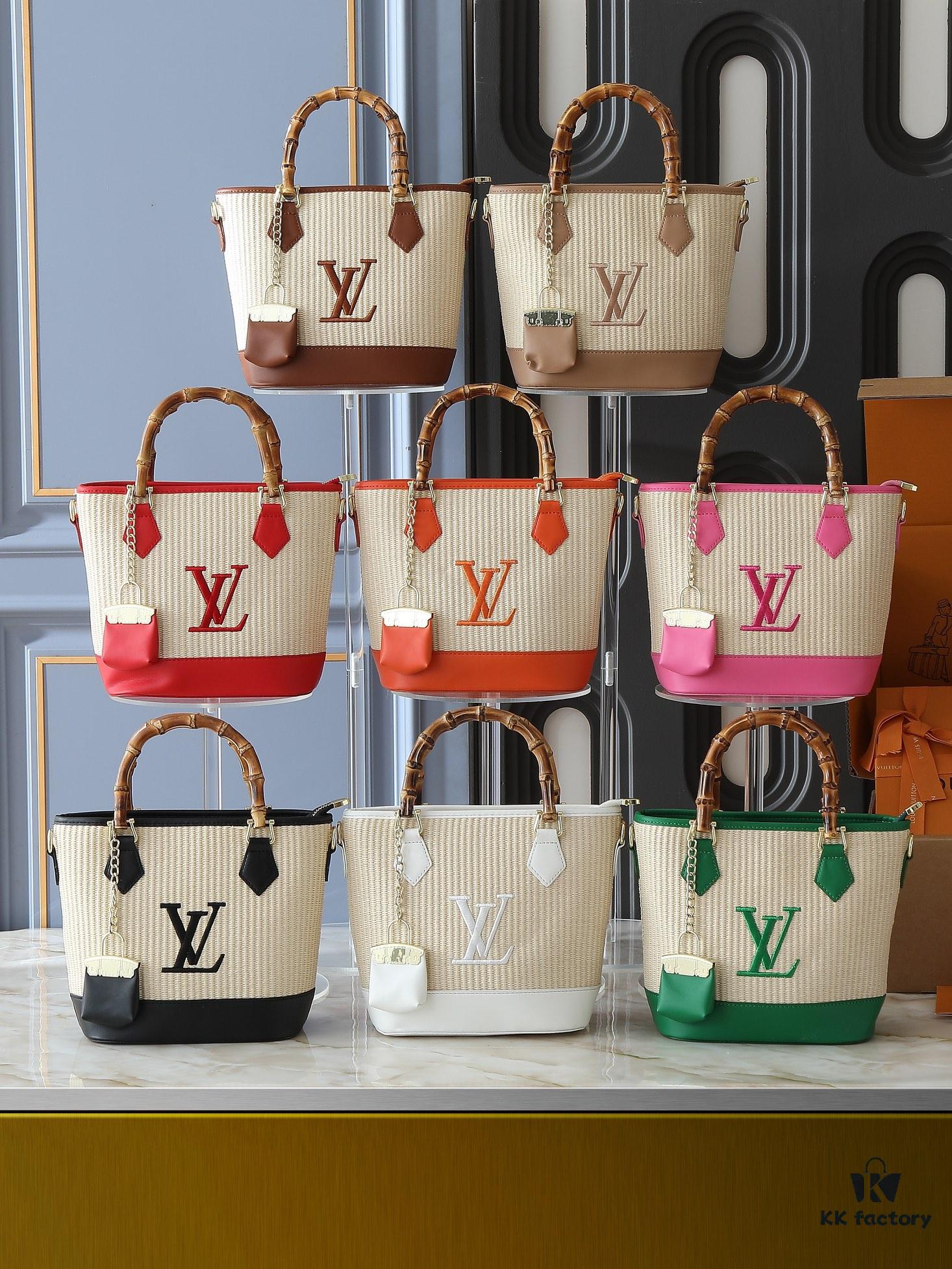 Upgraded Original M66588 Wallet On Chain Handbag from Louis Vuitton LV Bloom Collection