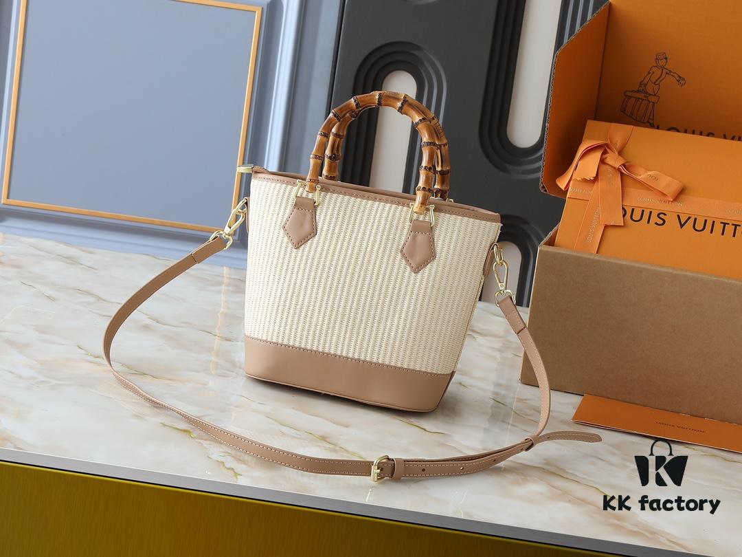 Upgraded Original M66588 Wallet On Chain Handbag from Louis Vuitton LV Bloom Collection