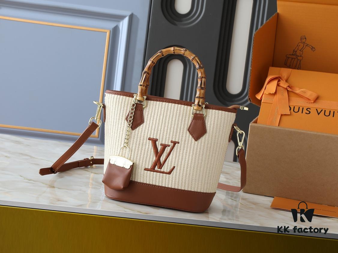 Upgraded Original M66588 Wallet On Chain Handbag from Louis Vuitton LV Bloom Collection