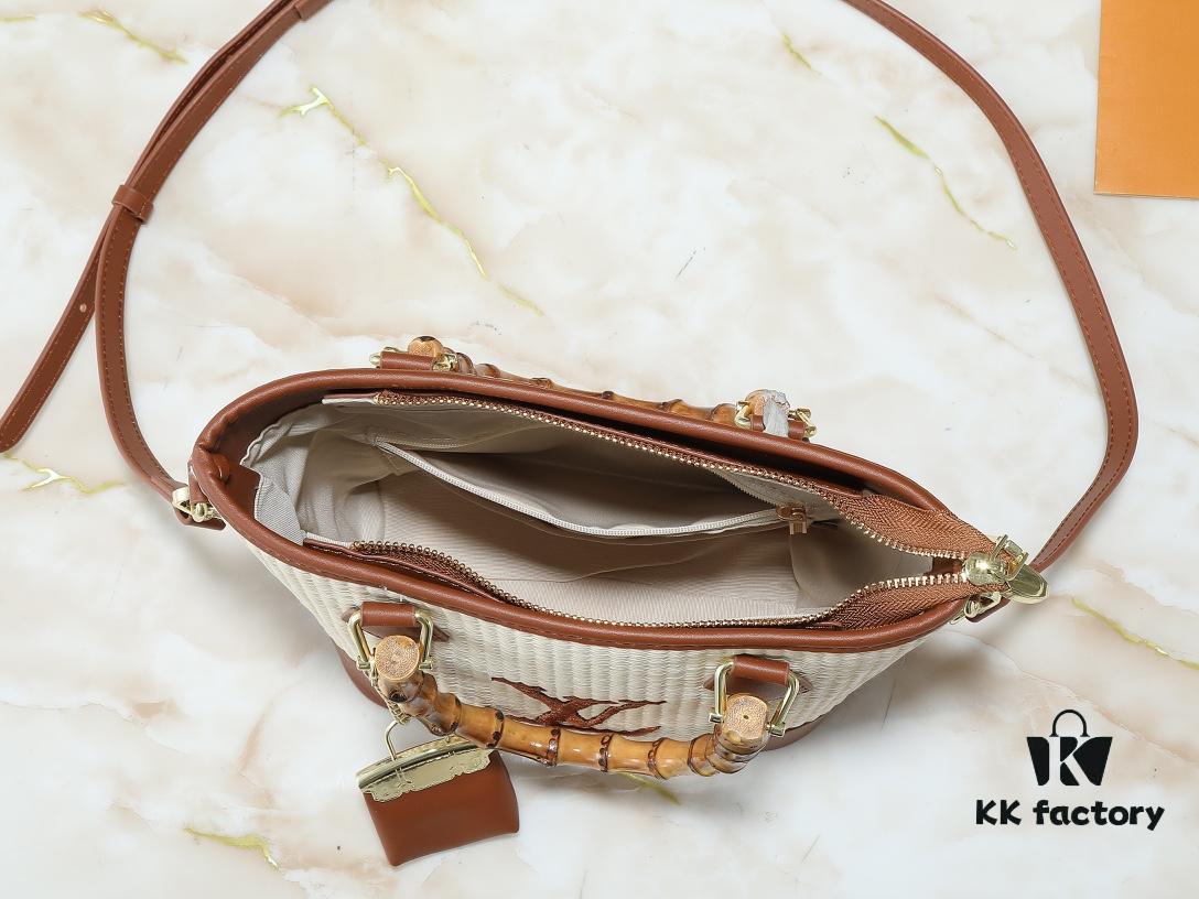 Upgraded Original M66588 Wallet On Chain Handbag from Louis Vuitton LV Bloom Collection