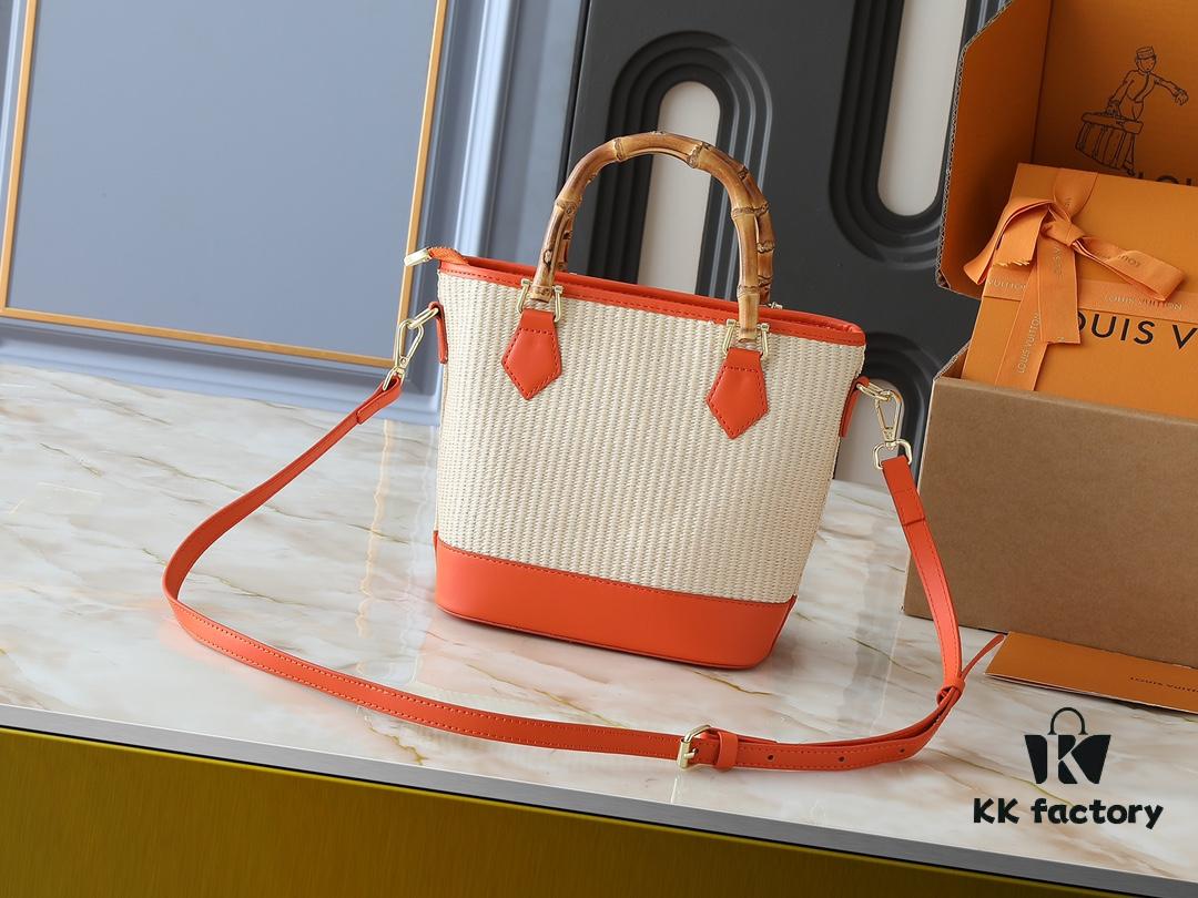 Upgraded Original M66588 Wallet On Chain Handbag from Louis Vuitton LV Bloom Collection