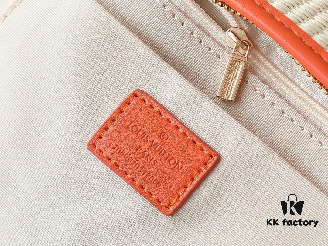 Upgraded Original M66588 Wallet On Chain Handbag from Louis Vuitton LV Bloom Collection