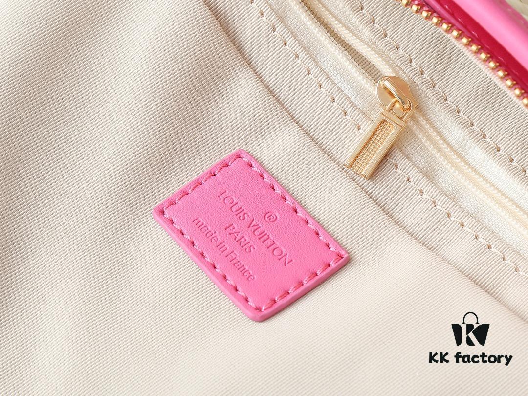 Upgraded Original M66588 Wallet On Chain Handbag from Louis Vuitton LV Bloom Collection