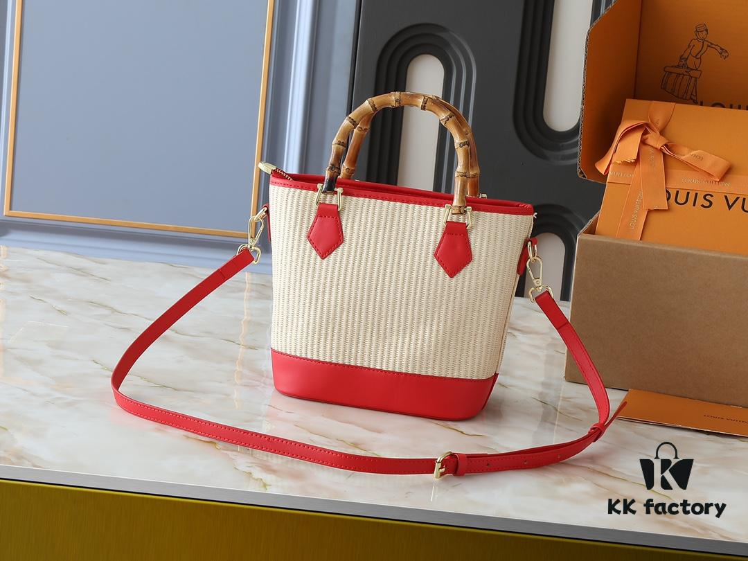 Upgraded Original M66588 Wallet On Chain Handbag from Louis Vuitton LV Bloom Collection