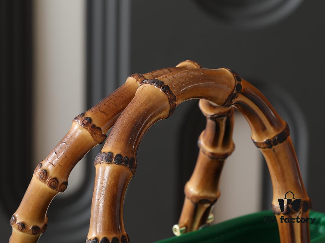 Upgraded Original M66588 Wallet On Chain Handbag from Louis Vuitton LV Bloom Collection