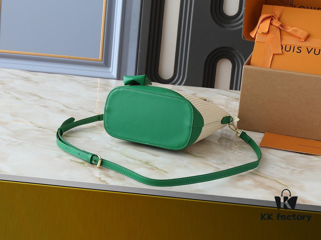 Upgraded Original M66588 Wallet On Chain Handbag from Louis Vuitton LV Bloom Collection