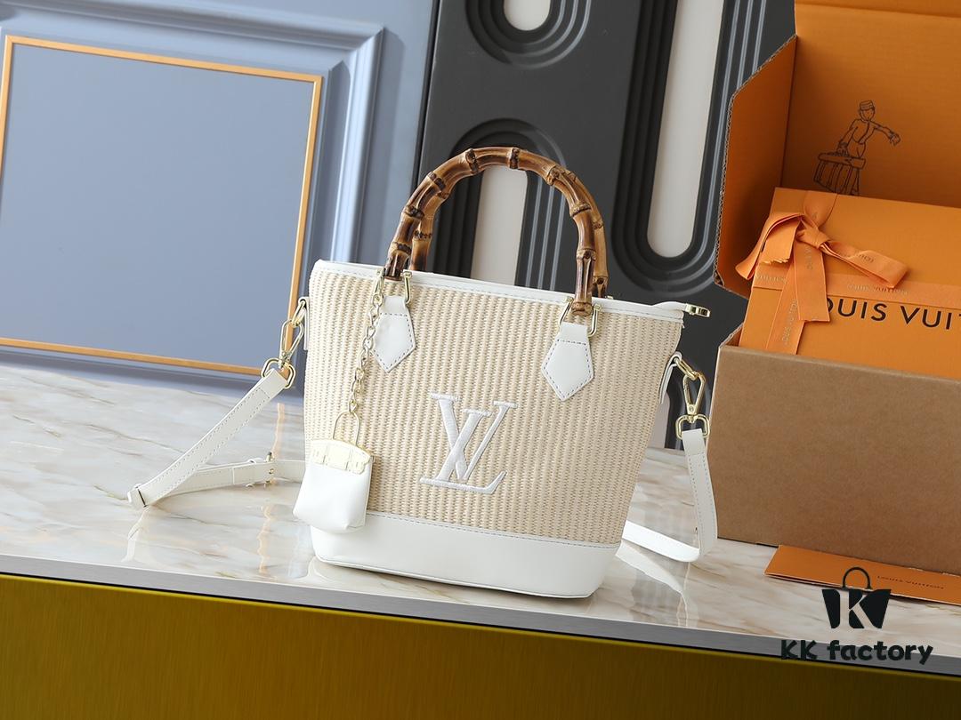 Upgraded Original M66588 Wallet On Chain Handbag from Louis Vuitton LV Bloom Collection