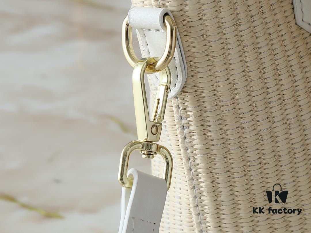 Upgraded Original M66588 Wallet On Chain Handbag from Louis Vuitton LV Bloom Collection