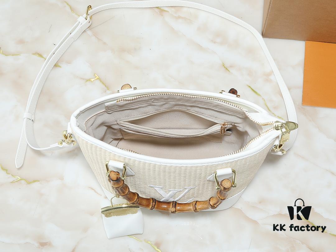 Upgraded Original M66588 Wallet On Chain Handbag from Louis Vuitton LV Bloom Collection