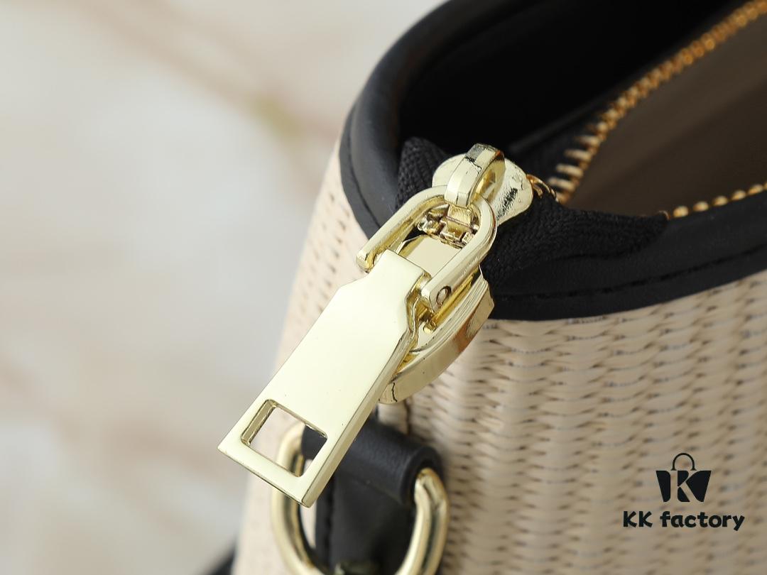 Upgraded Original M66588 Wallet On Chain Handbag from Louis Vuitton LV Bloom Collection