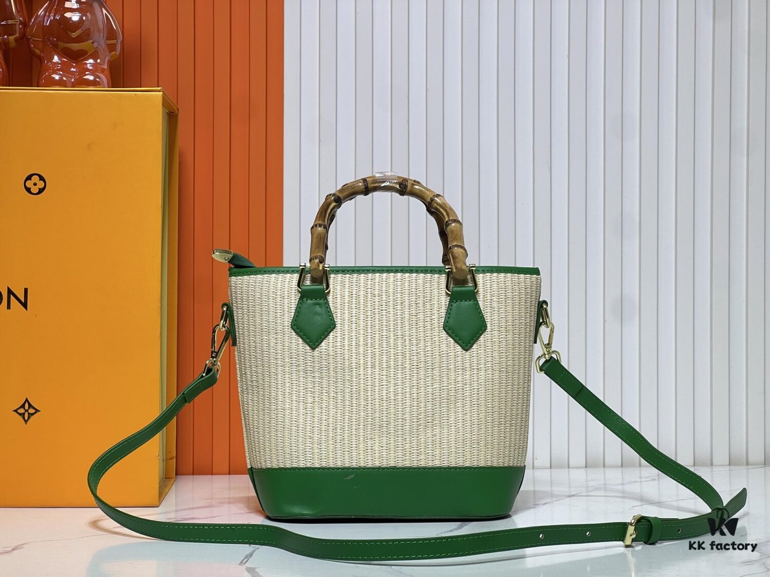 Upgraded Original 66588 Wallet On Chain Handbag from Louis Vuitton LV Bloom Collection