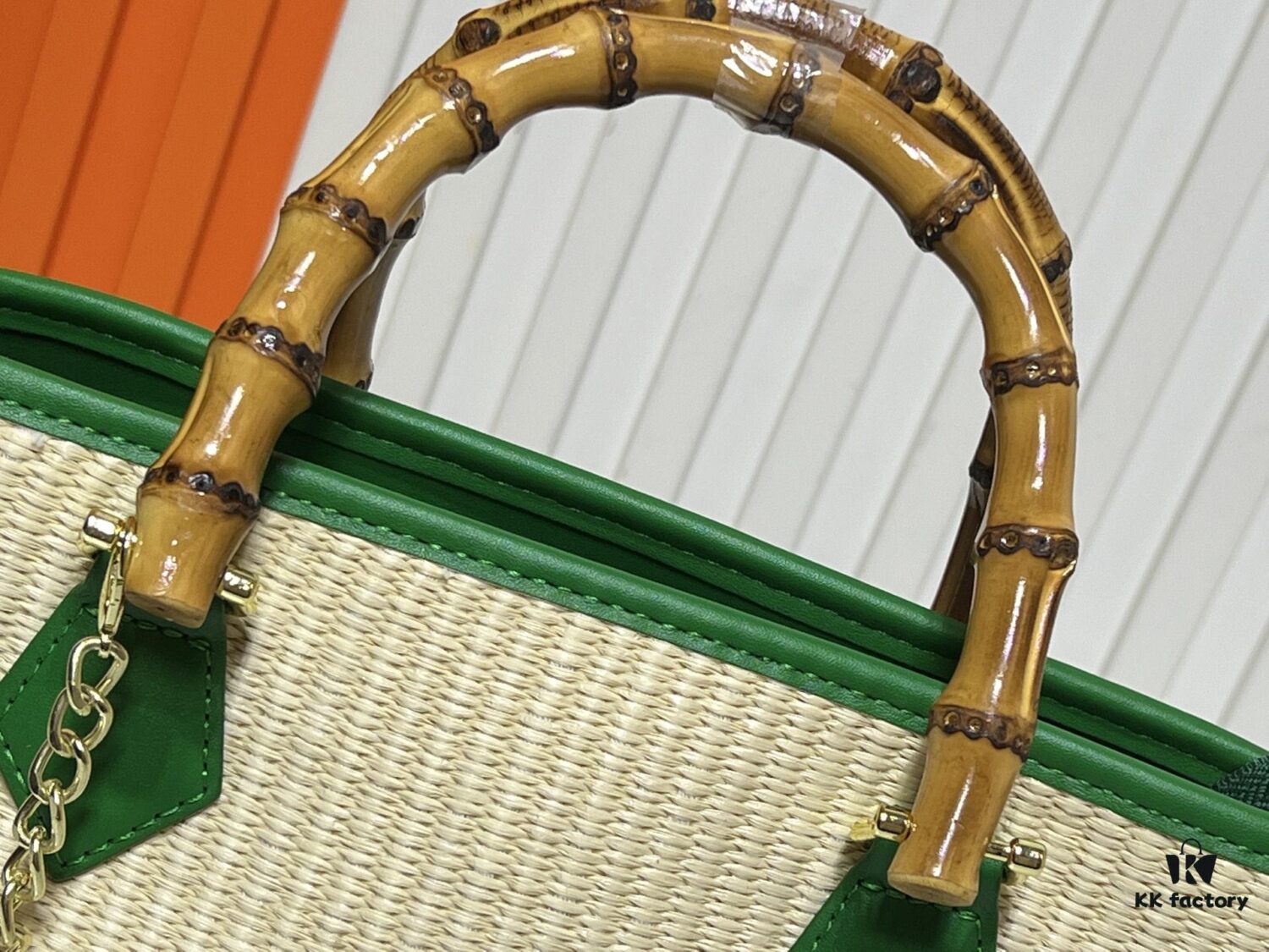 Upgraded Original 66588 Wallet On Chain Handbag from Louis Vuitton LV Bloom Collection