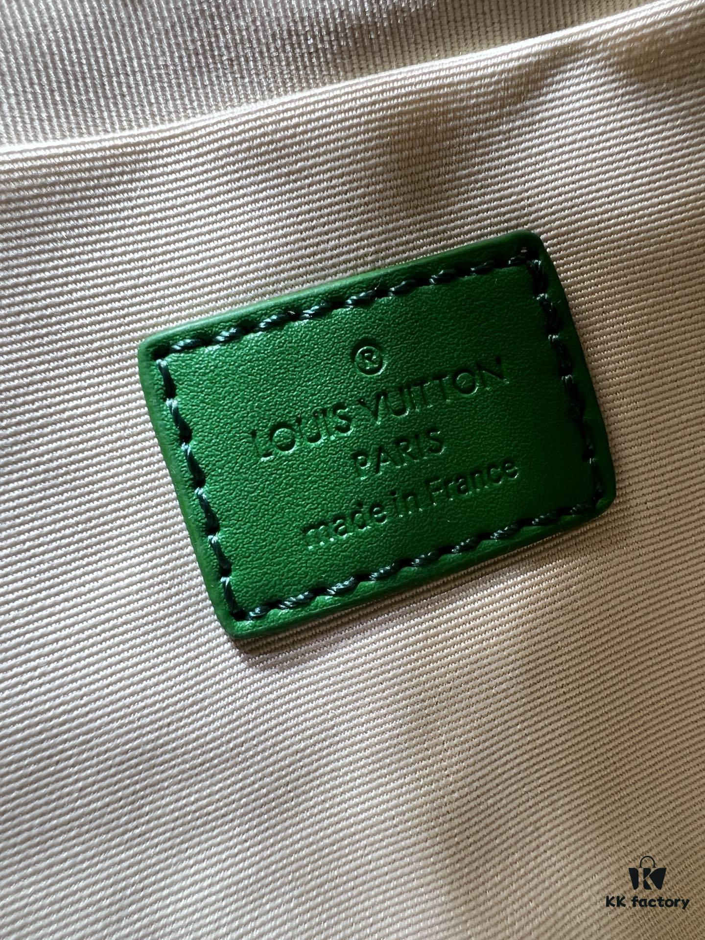 Upgraded Original 66588 Wallet On Chain Handbag from Louis Vuitton LV Bloom Collection