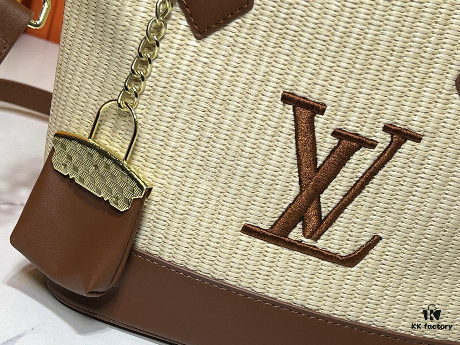 Upgraded Original 66588 Wallet On Chain Handbag from Louis Vuitton LV Bloom Collection