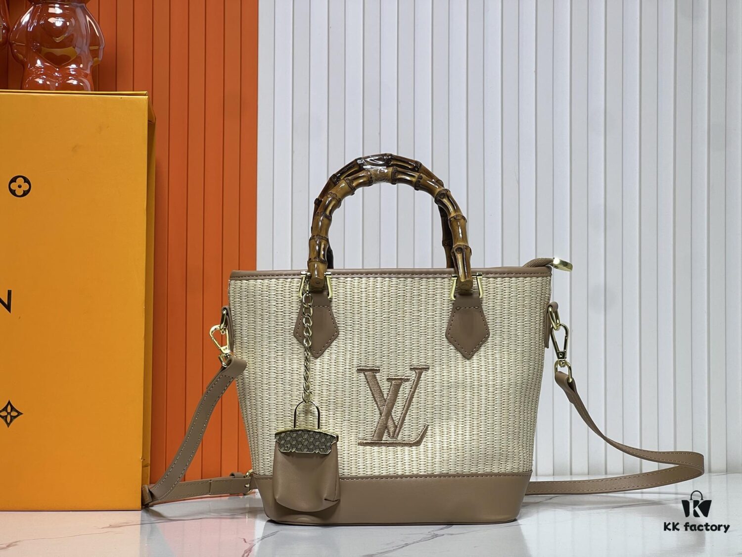 Upgraded Original 66588 Wallet On Chain Handbag from Louis Vuitton LV Bloom Collection