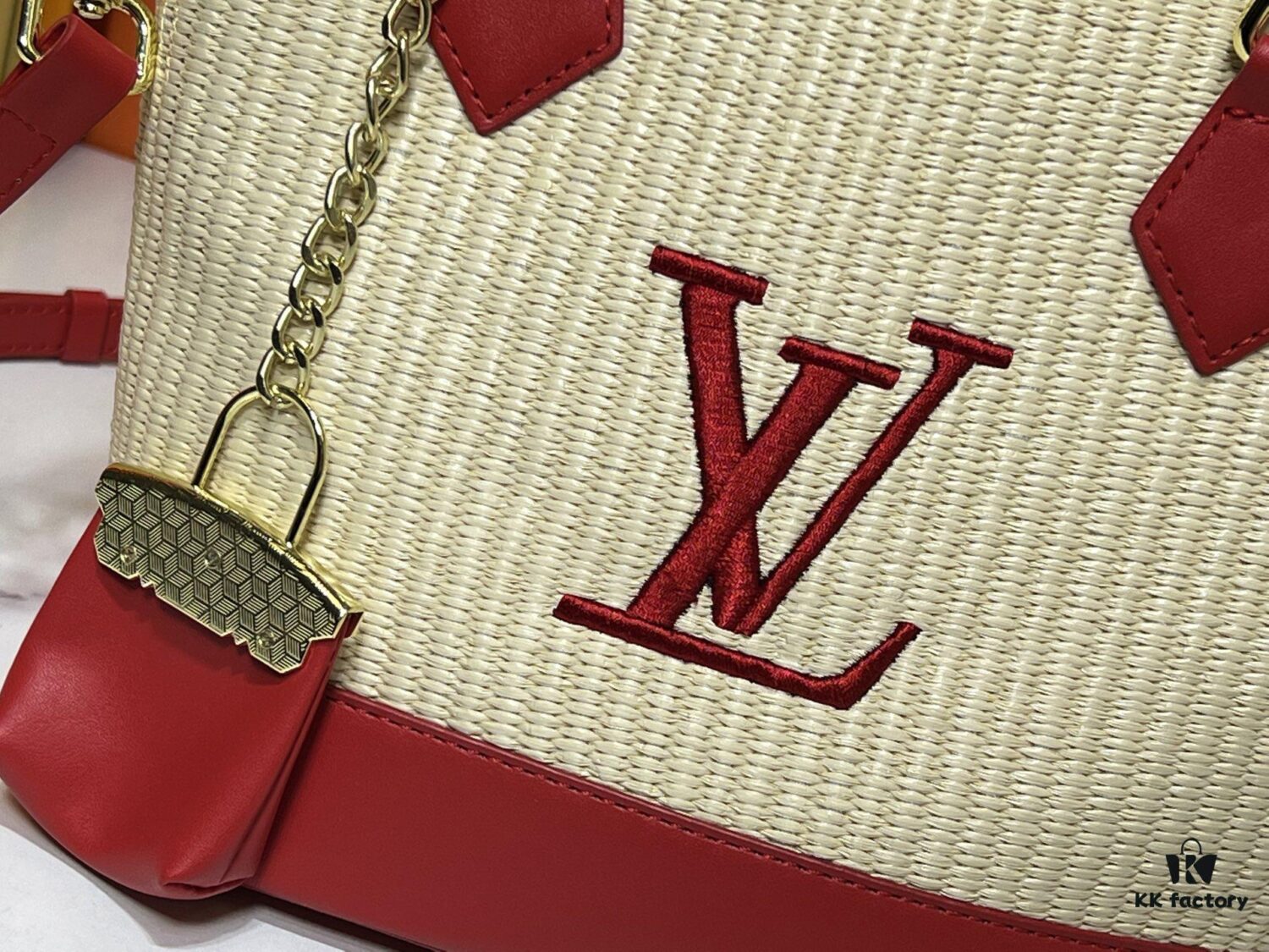 Upgraded Original 66588 Wallet On Chain Handbag from Louis Vuitton LV Bloom Collection