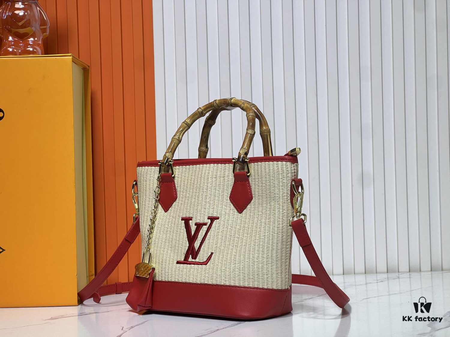 Upgraded Original 66588 Wallet On Chain Handbag from Louis Vuitton LV Bloom Collection