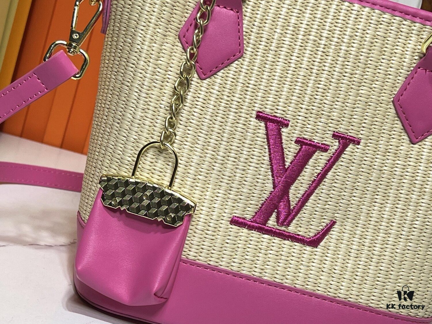 Upgraded Original 66588 Wallet On Chain Handbag from Louis Vuitton LV Bloom Collection