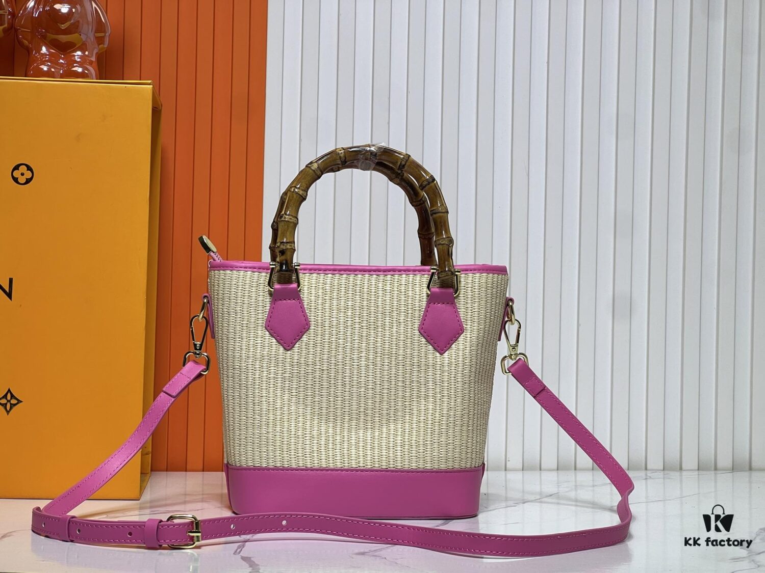 Upgraded Original 66588 Wallet On Chain Handbag from Louis Vuitton LV Bloom Collection