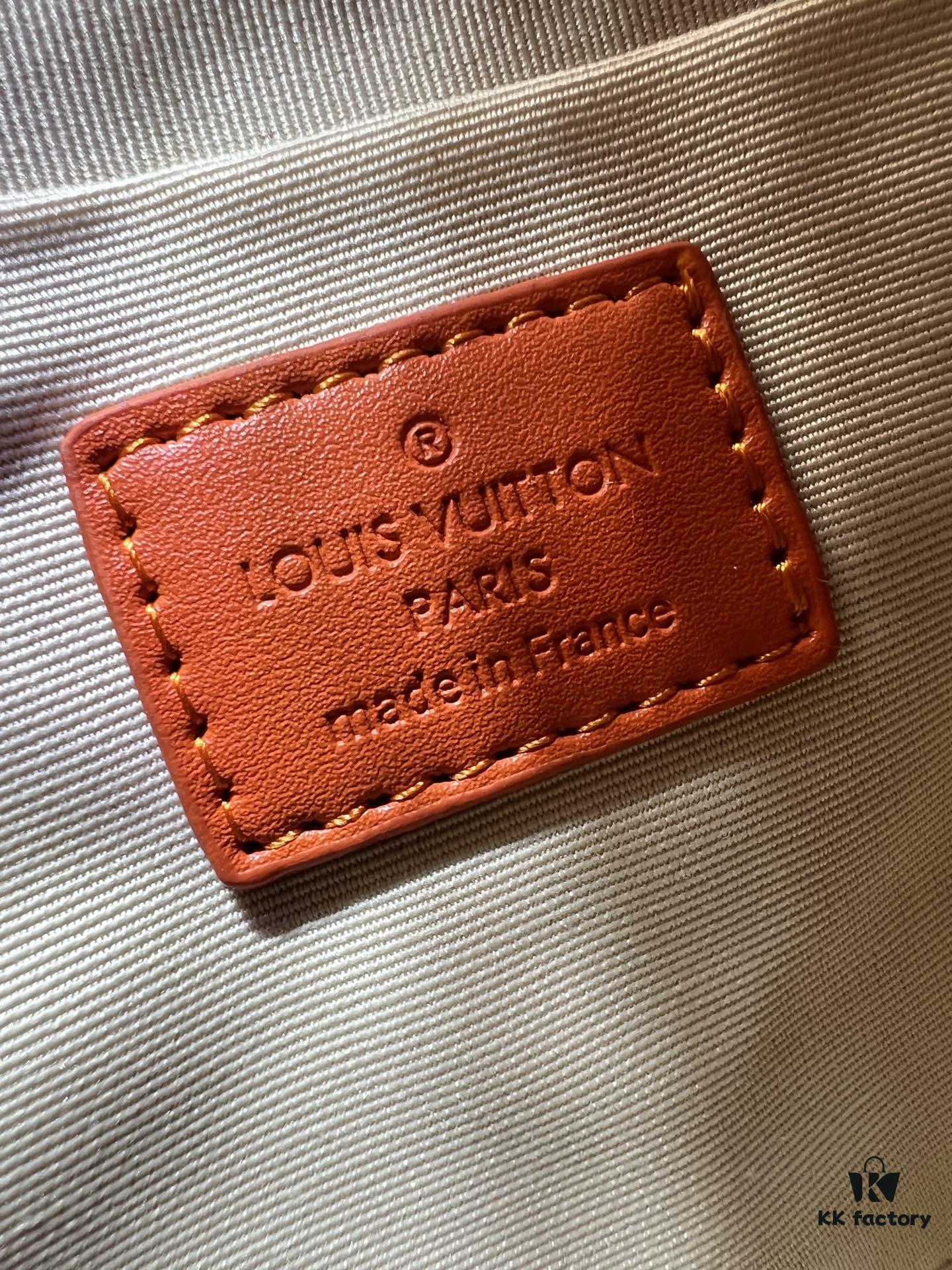 Upgraded Original 66588 Wallet On Chain Handbag from Louis Vuitton LV Bloom Collection