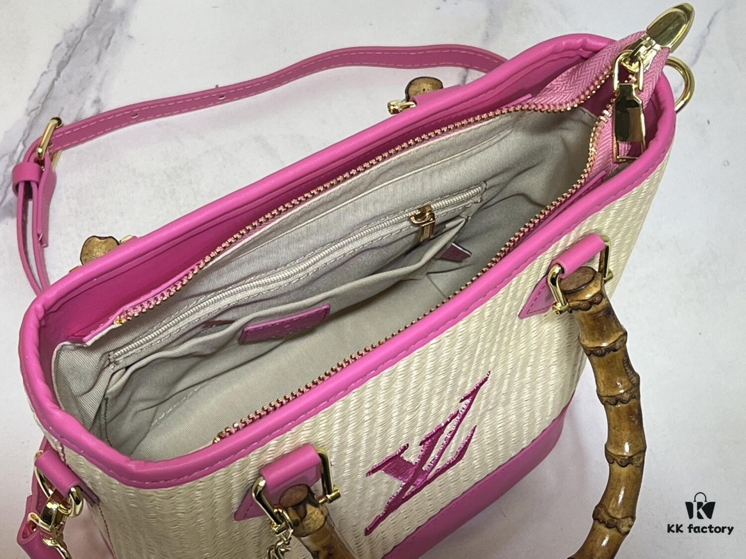 Upgraded Original 66588 Wallet On Chain Handbag from Louis Vuitton LV Bloom Collection