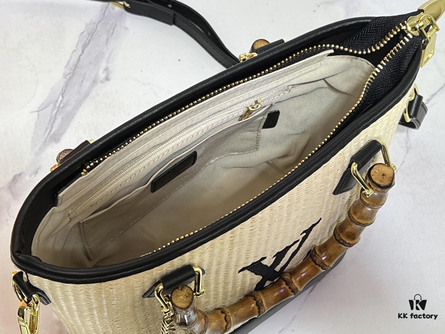 Upgraded Original 66588 Wallet On Chain Handbag from Louis Vuitton LV Bloom Collection