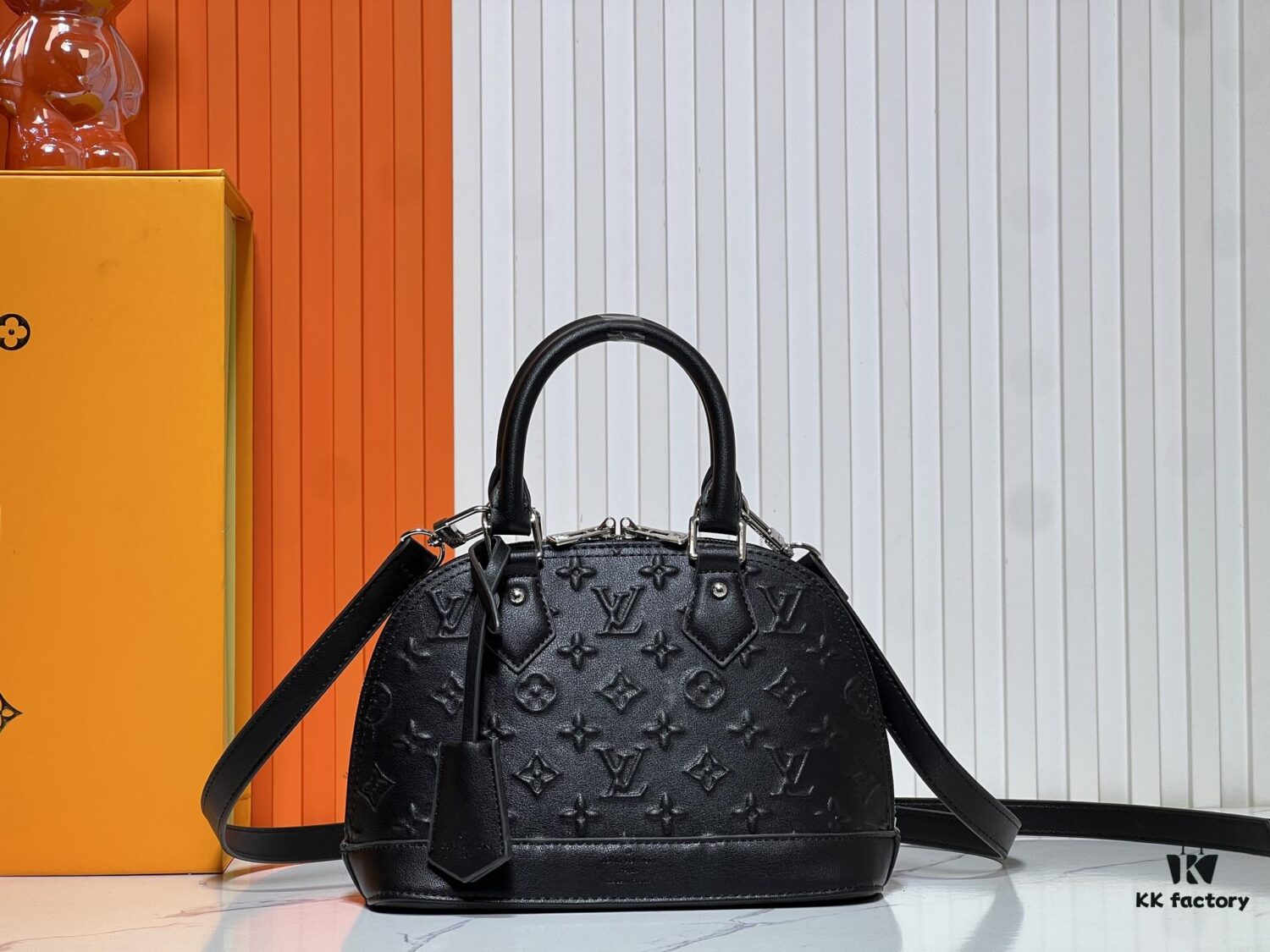 Black Relief M53152 M90611 M82717 Louis Vuitton Alma Bridge Bag