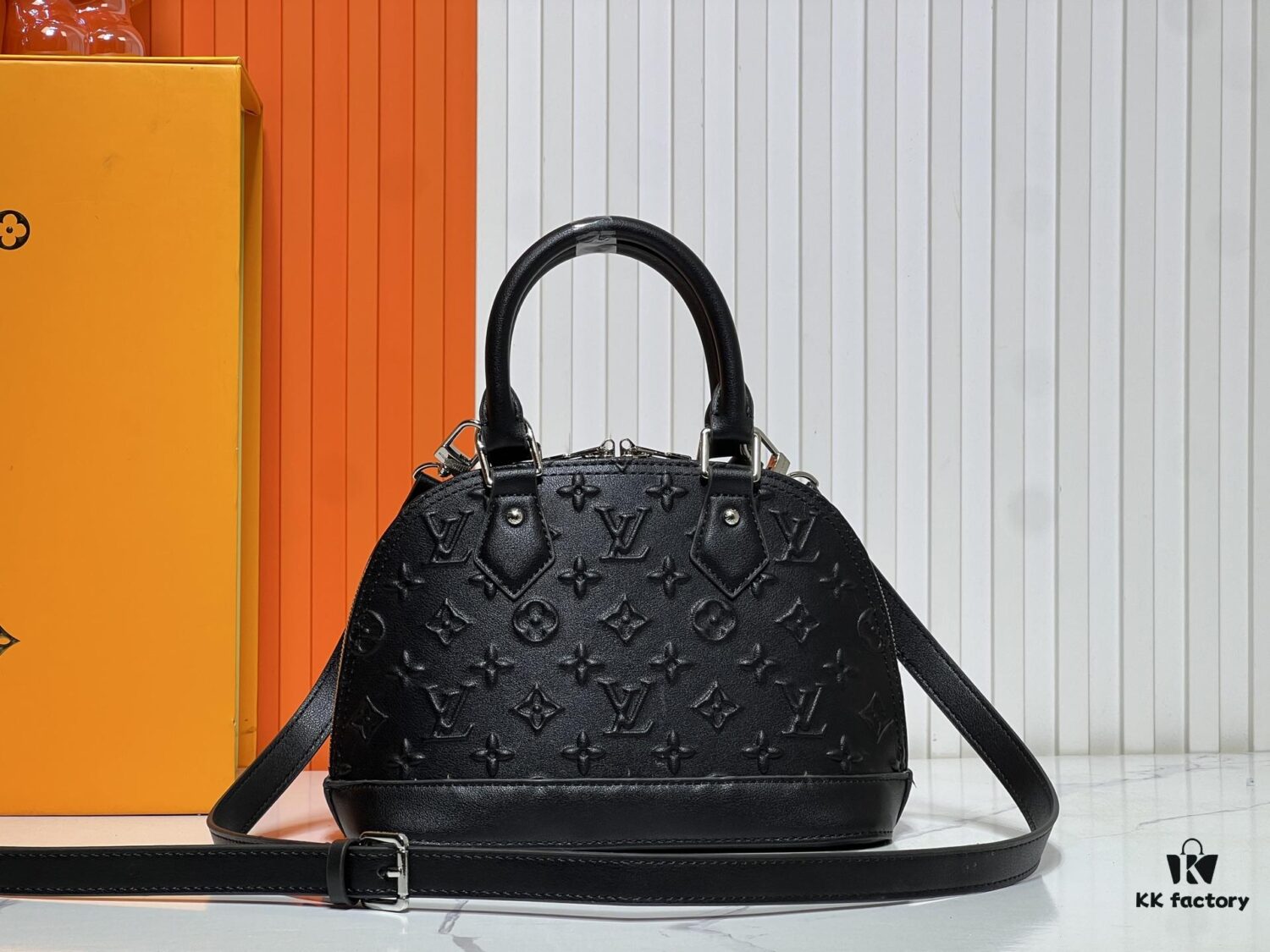 Black Relief M53152 M90611 M82717 Louis Vuitton Alma Bridge Bag