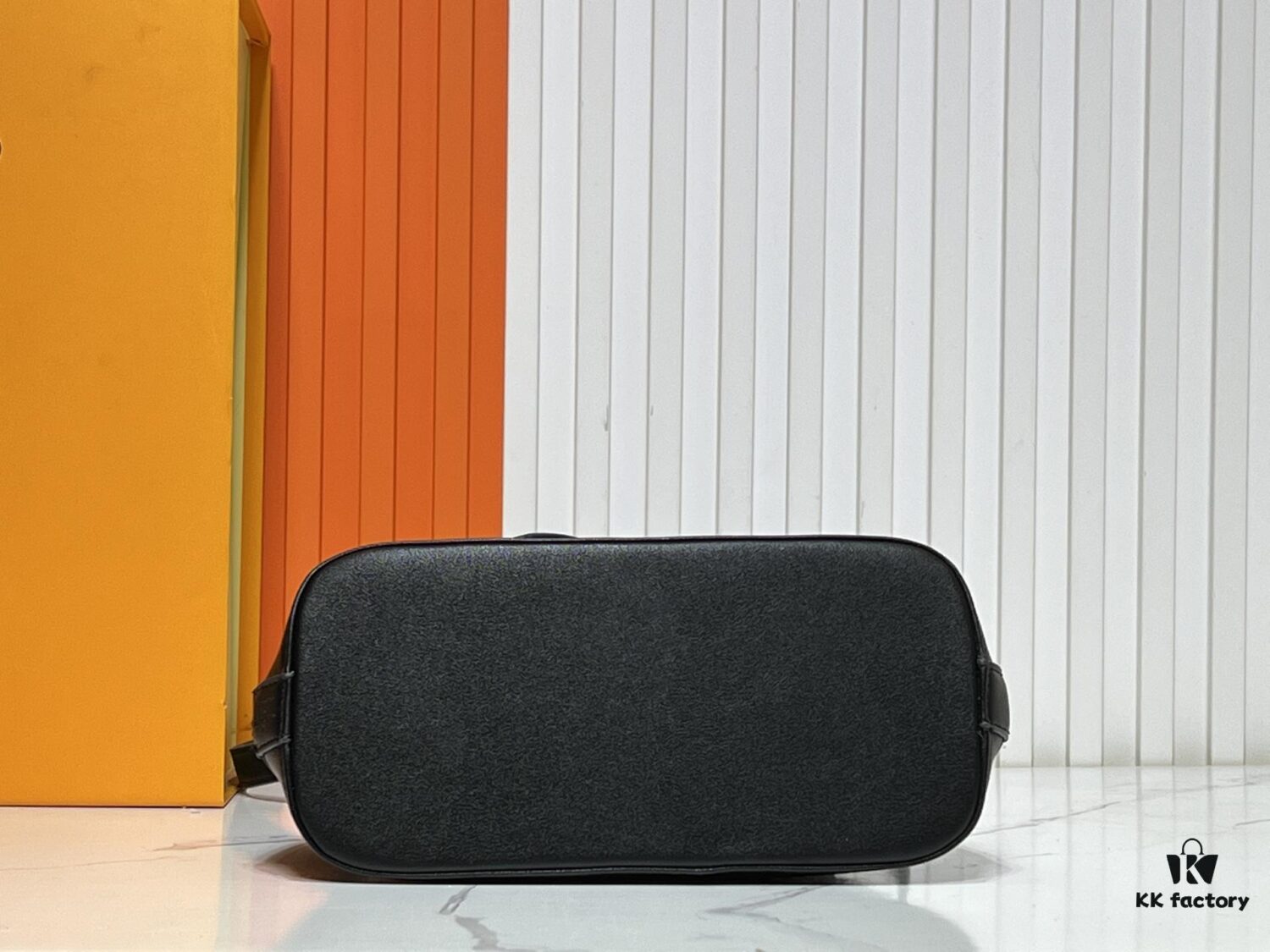 Black Relief M53152 M90611 M82717 Louis Vuitton Alma Bridge Bag