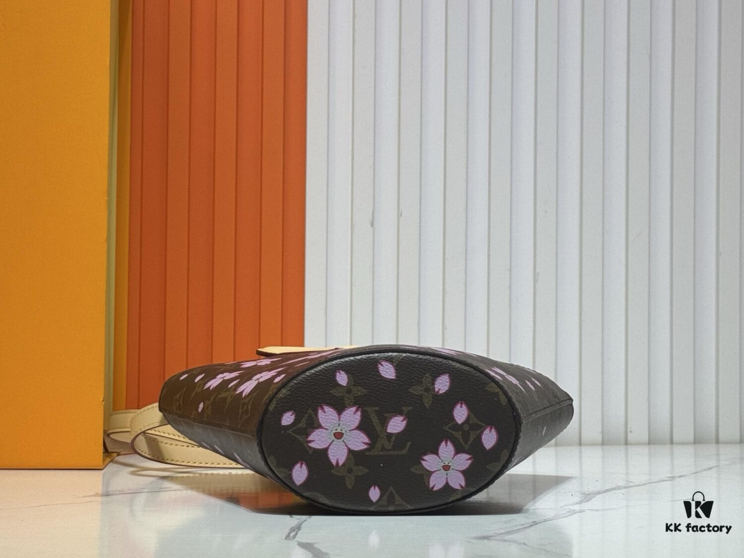 Upgraded Original M14680 Nicolas Ghesquière Presents the Rivage BB Bag from the 2025 Spring-Summer Collection