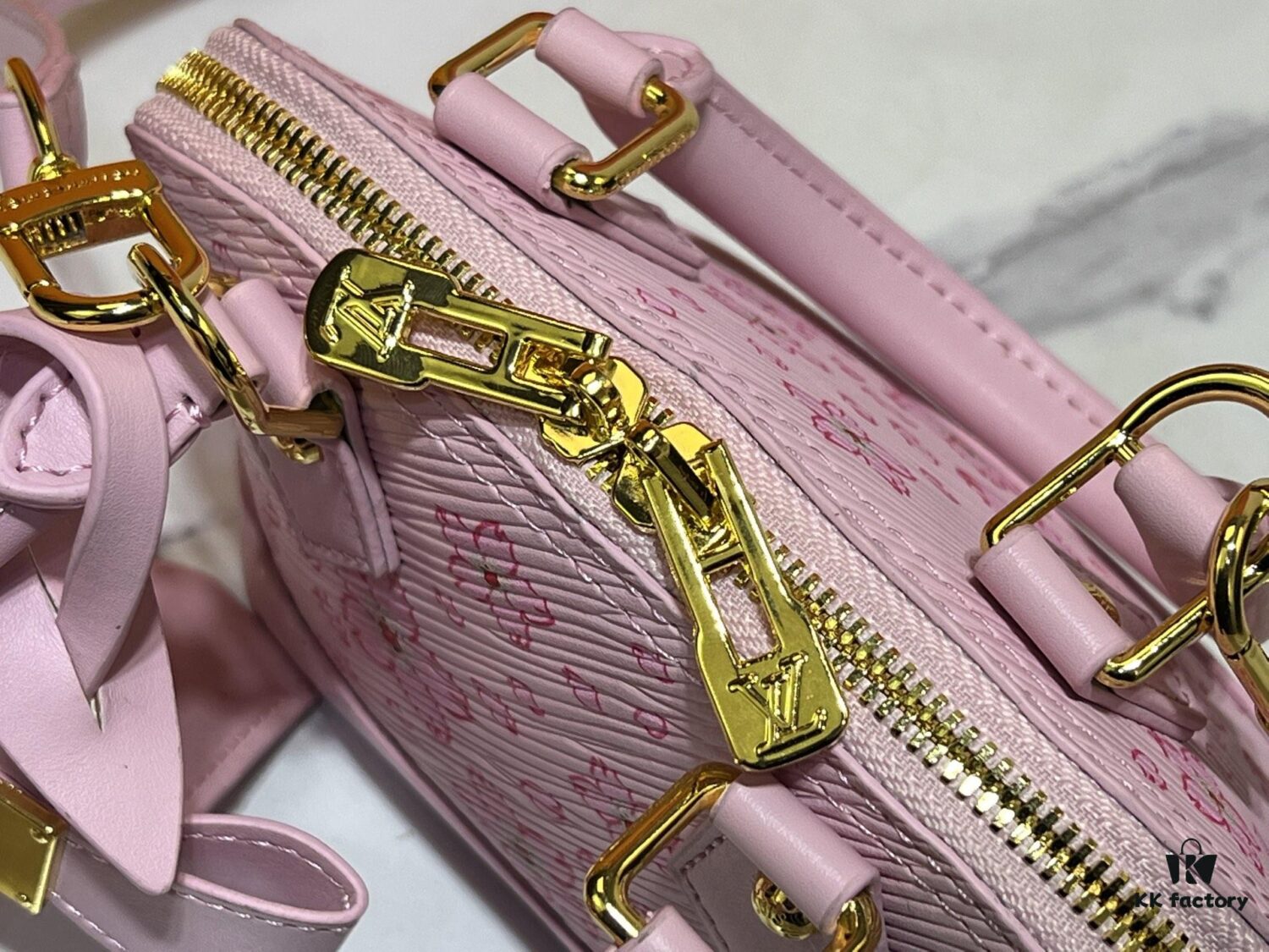 Murakami Takashi Cherry Blossom M13104 M53152 M13670 Louis Vuitton Alma Bag