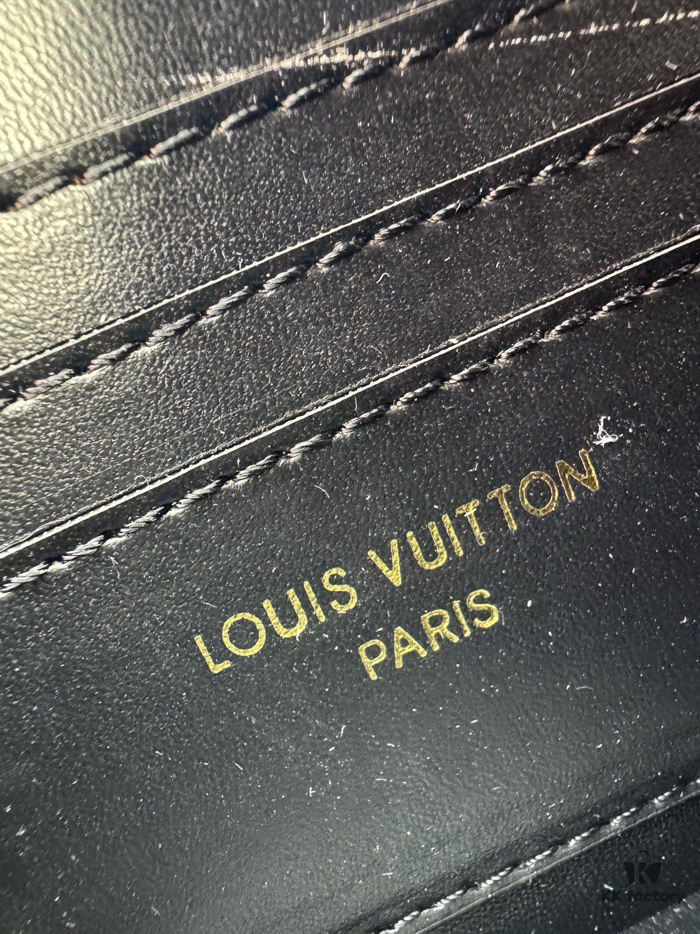 Wallet On Chain Handbag M14564