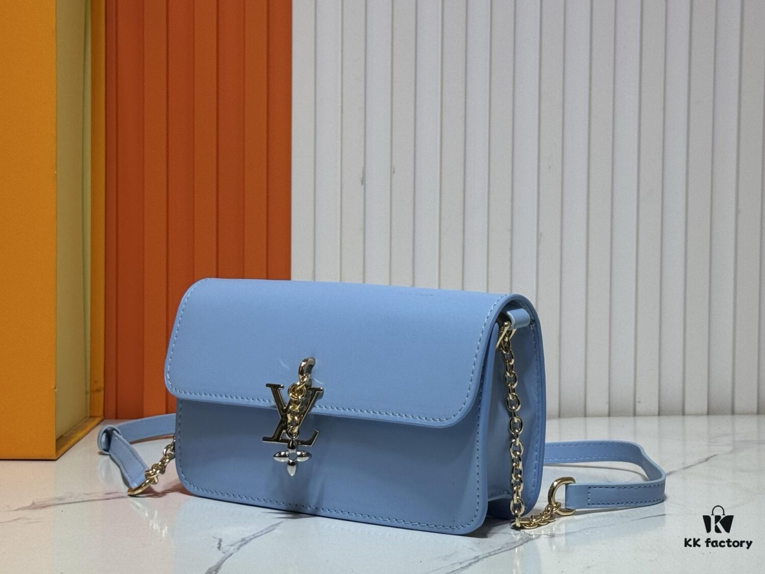 Wallet On Chain Handbag M14564