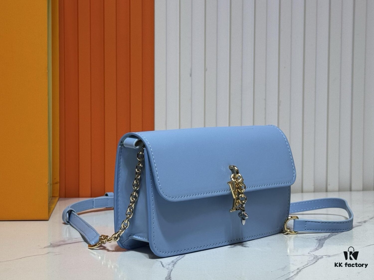 Wallet On Chain Handbag M14564