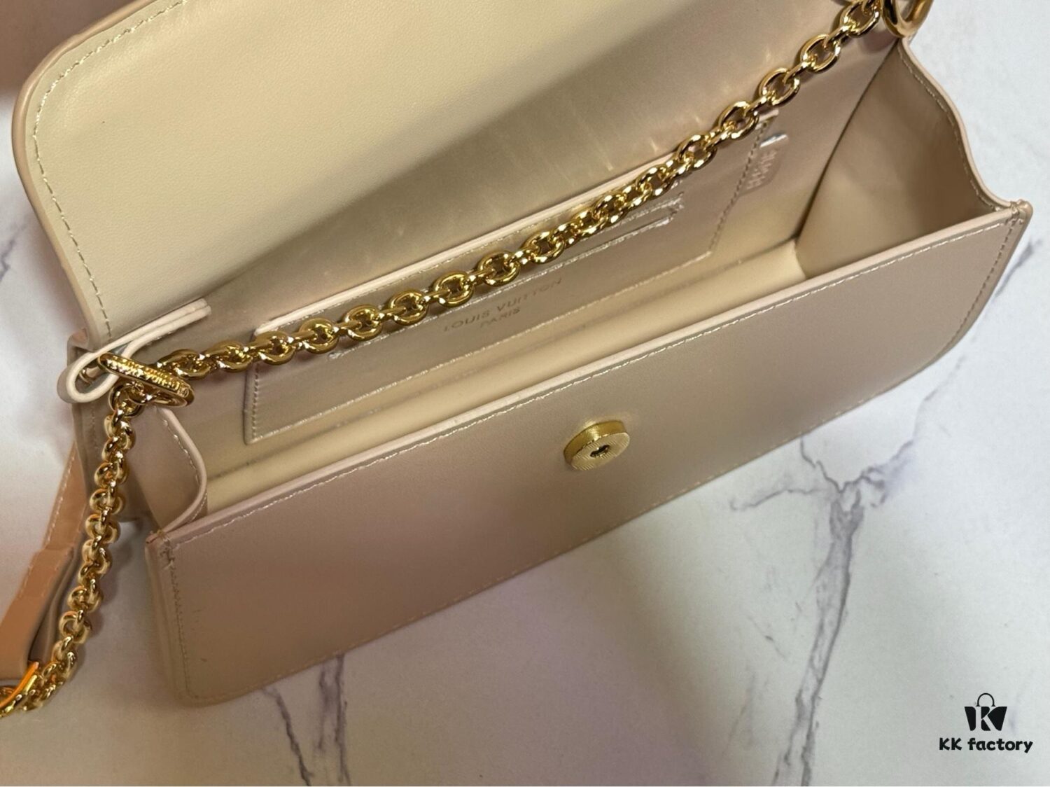 Wallet On Chain Handbag M14564
