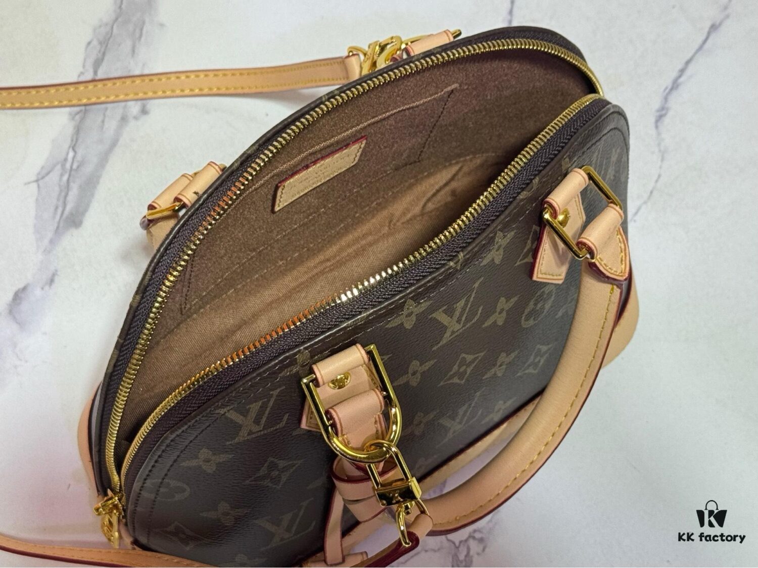 Upgraded N41221 Fige M53152 Reading Glasses This Charming Alma BB Bag Inspired by Louis Vuitton's Classic 1934 Design