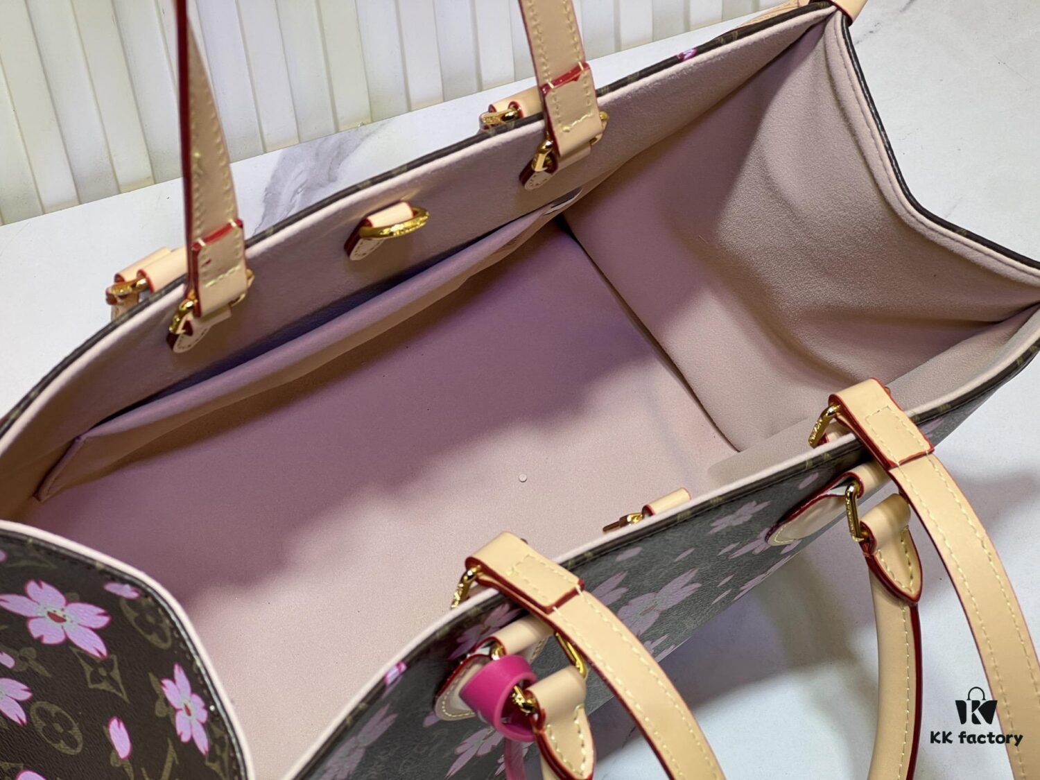 Upgraded Original M13079 Louis Vuitton x Takashi Murakami Cherry Blossom Re-Edition Collection OnTheGo MM Handbag