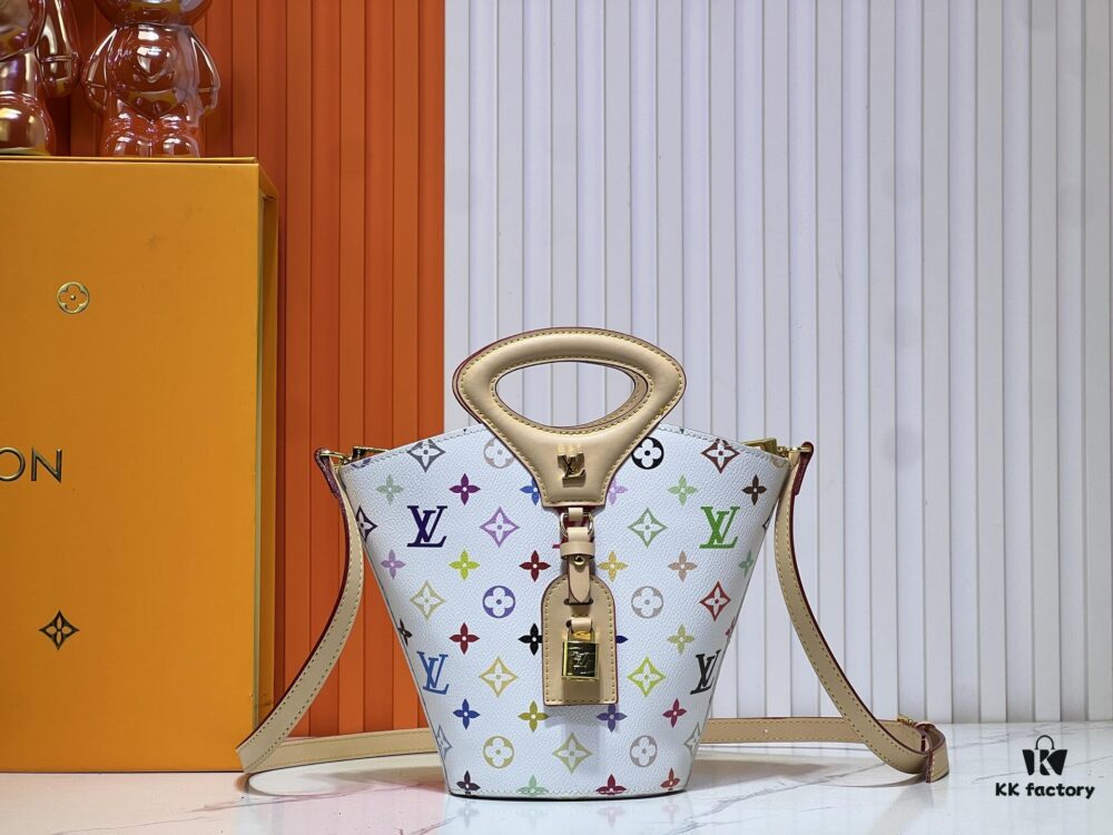 Upgraded Original M1468 Nicolas Ghesquière Presents the Rivage BB Bag from the 2025 Spring-Summer Collection