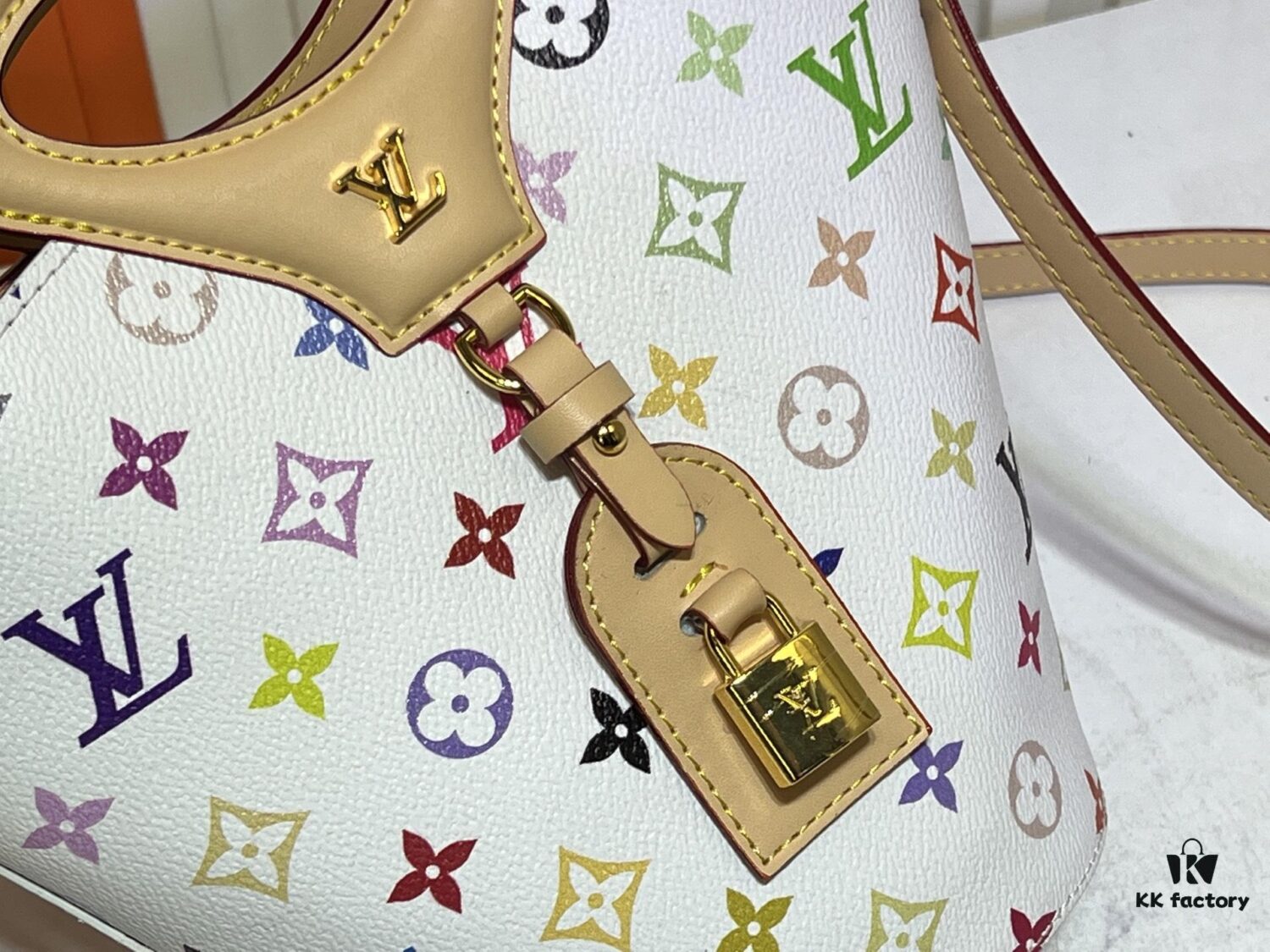 Upgraded Original M1468 Nicolas Ghesquière Presents the Rivage BB Bag from the 2025 Spring-Summer Collection