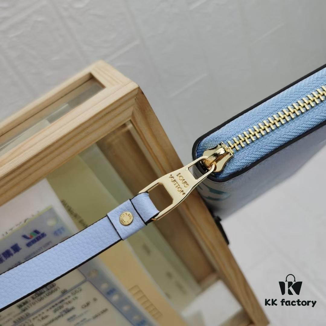 M80402 By The Pool Series Zip Wallet in Monogram Empreinte Leather