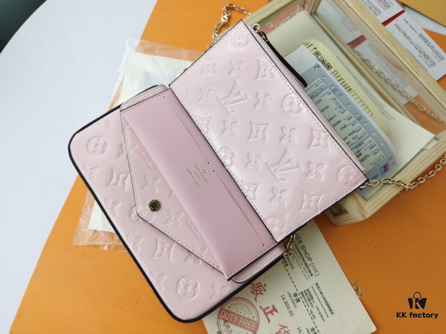 Replica High-Quality Full Steel Hardware Embossed Patent Leather Louis Vuitton Felicie Handbag