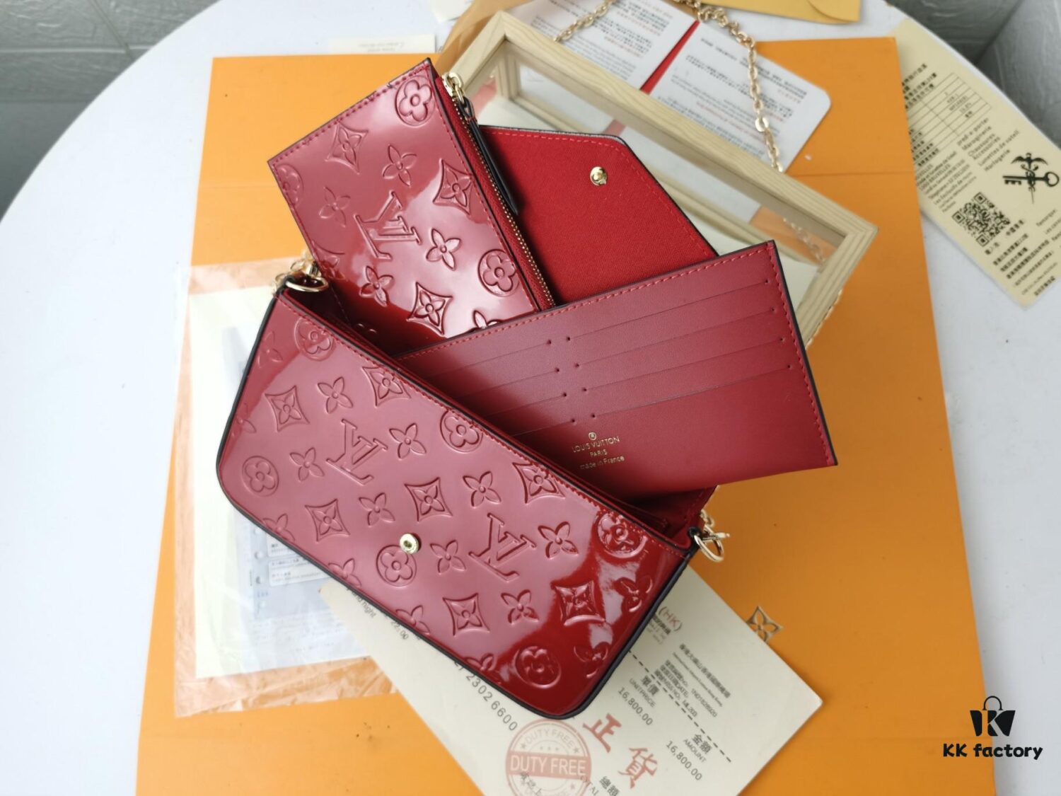 Replica High-Quality Full Steel Hardware Embossed Patent Leather Louis Vuitton Felicie Handbag