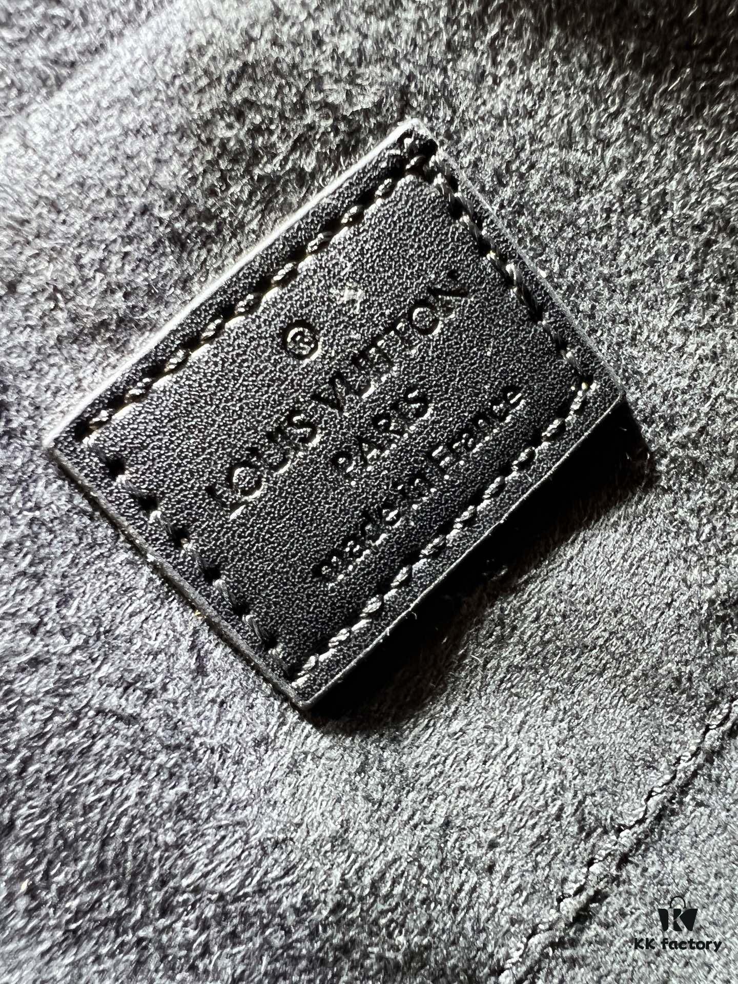 Collaboration Figurine with Murakami M53152 M13670